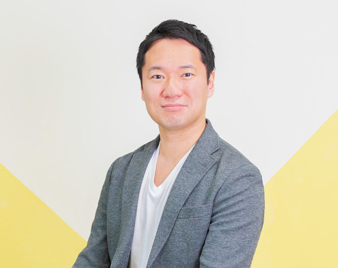 代表取締役 中塚 翔大 近影